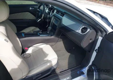 2014 Ford Mustang V6 Premium из США, поврежденный, VIN 1ZVBP8AM6E5278915